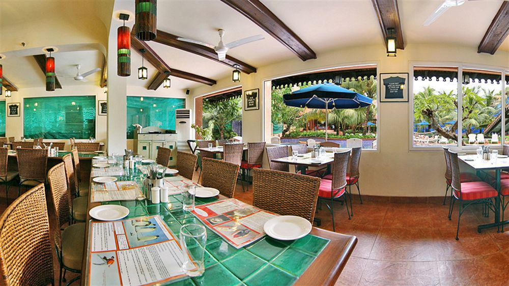 Lemon Tree Amarante Beach Resort, Goa Candolim Exterior photo