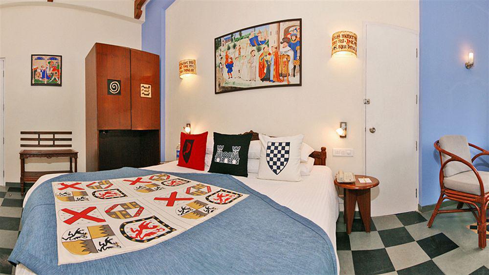 Lemon Tree Amarante Beach Resort, Goa Candolim Exterior photo